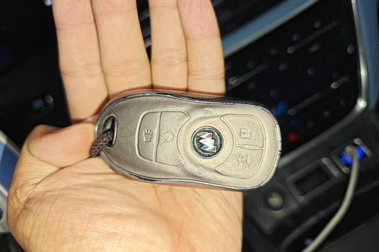 Used Buick GL8 2021 ES Landtrek 653T Comfort Edition Vehicle Key