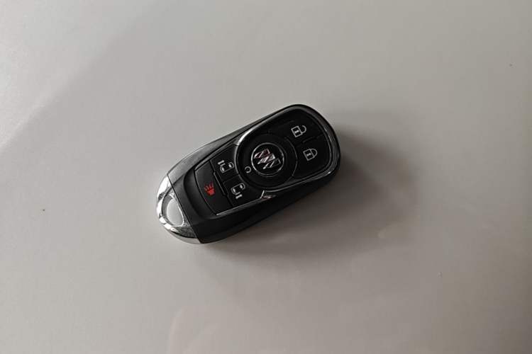 Used Buick GL8 2021 ES Land Cruiser 653T Luxury Edition Vehicle Key