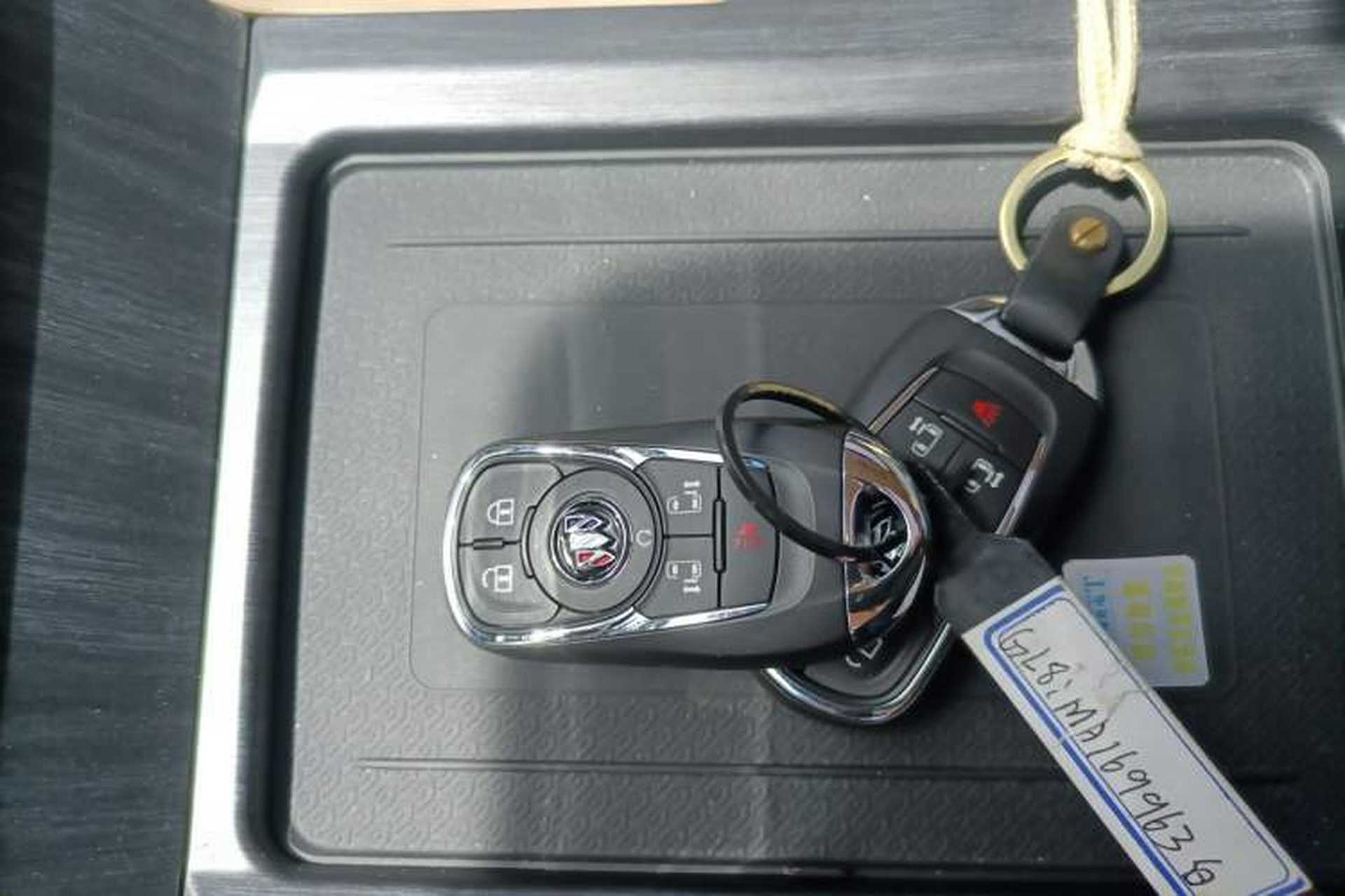 Used Buick GL8 2021 ES Land Cruiser 653T Luxury Edition Vehicle Key