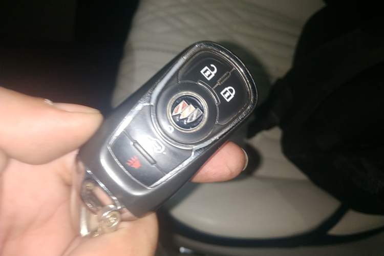 Used Buick GL8 2021 ES Landtrek 653T Comfort Edition Vehicle Key