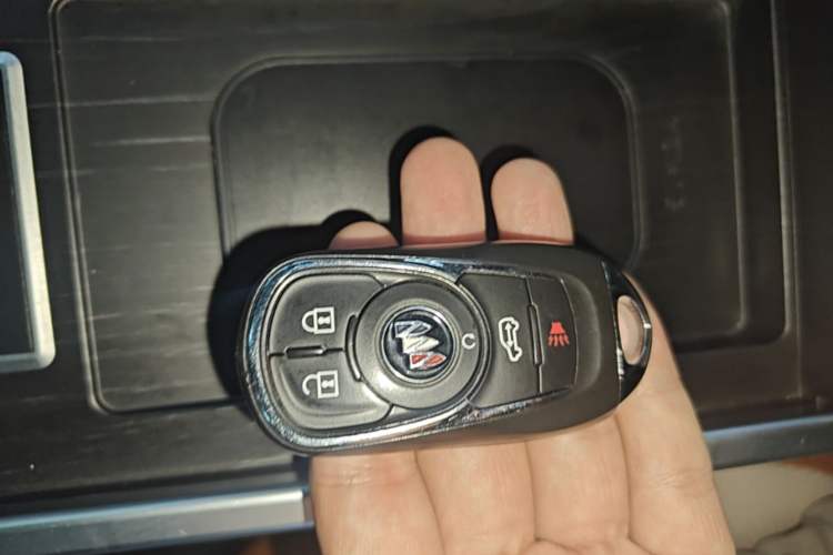 Used Buick GL8 2021 ES Landtrek 653T Comfort Edition Vehicle Key
