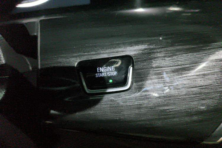 Used Buick GL8 2021 ES Land Cruiser 653T Luxury Edition Vehicle Key