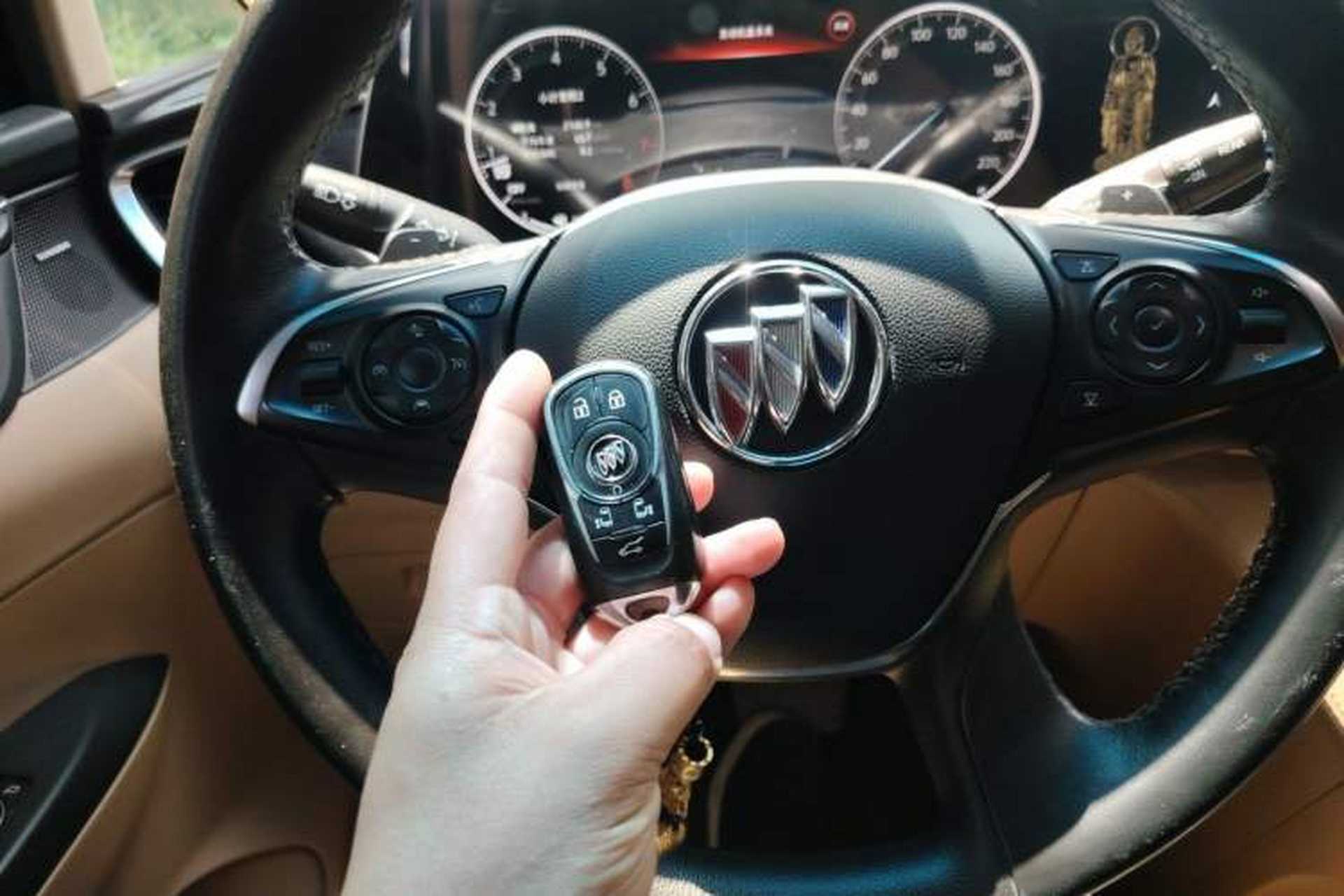 Used Buick GL8 2021 ES Landtrek 653T Smart Luxury Model Vehicle Key