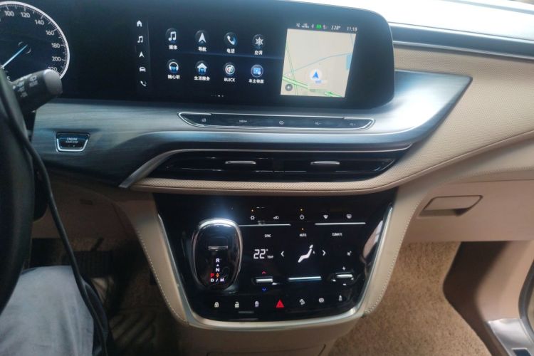 Used Buick GL8 2021 ES Land Cruiser 653T Luxury Edition Audio And AC Panel