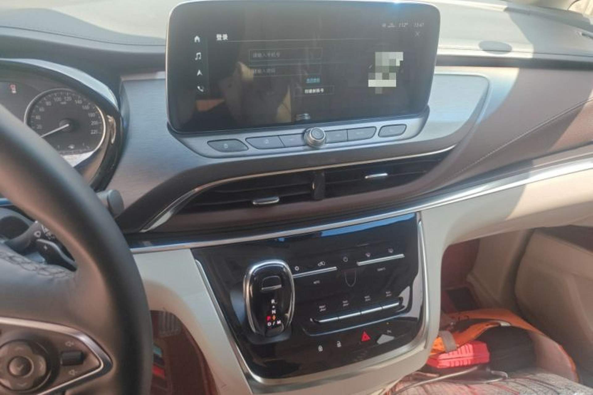 Used Buick GL8 2021 Land Cruiser Executive Class 652T Luxury Model Audio And AC Panel