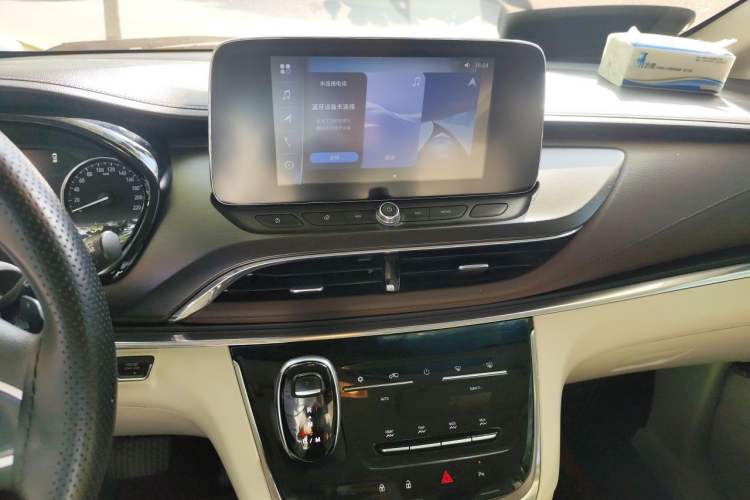 Used Buick GL8 2021 Land Cruiser Executive Class 652T Comfort Model Audio And AC Panel