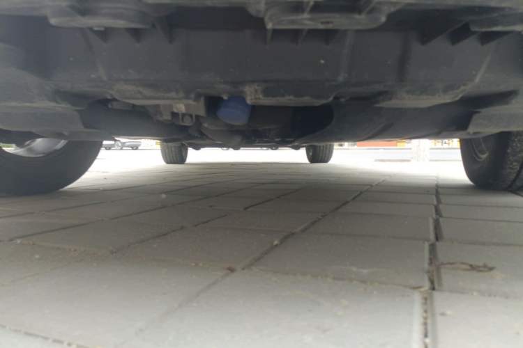 Used Buick GL8 2021 Land Cruiser Executive Class 652T Luxury Model Chassis Front