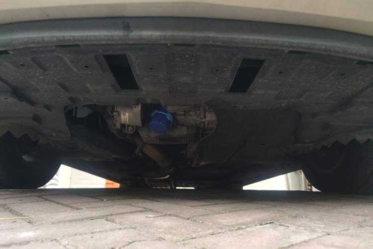 Used Buick GL8 2021 ES Land Cruiser 653T Luxury Edition Chassis Front