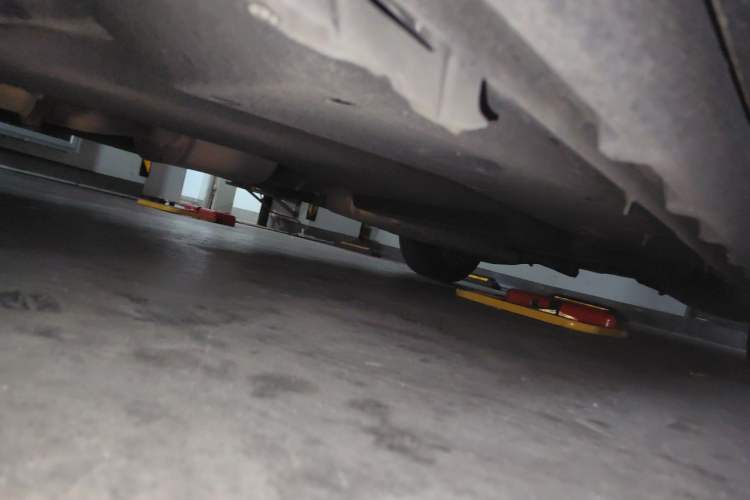 Used Buick GL8 2021 ES Landtrek 653T Smart Luxury Model Chassis Front Left