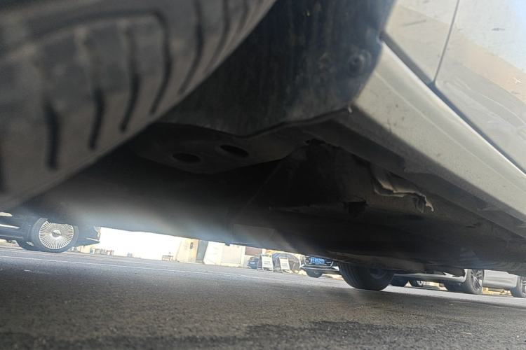 Used Buick GL8 2021 ES Landtrek 653T Comfort Edition Chassis Front Left