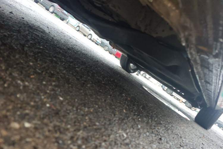 Used Buick GL8 2021 Land Cruiser Executive Class 652T Comfort Model Chassis Front Left