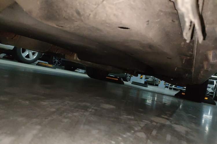 Used Buick GL8 2021 ES Landtrek 653T Comfort Edition Chassis Front Left
