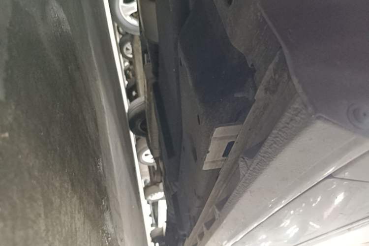 Used Buick GL8 2021 ES Landtrek 653T Comfort Edition Chassis Front Left
