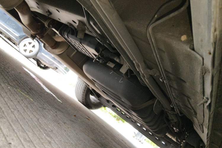 Used Buick GL8 2021 Land Cruiser Executive Class 652T Comfort Model Chassis Front Left