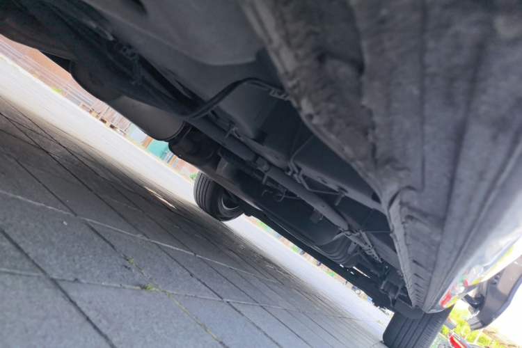 Used Buick GL8 2021 Land Cruiser Executive Class 652T Comfort Model Chassis Front Left
