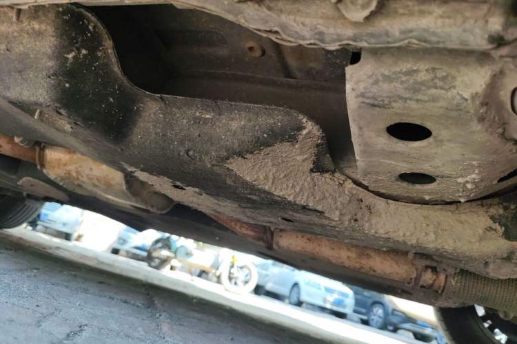 Used Buick GL8 2021 Land Cruiser Executive Class 652T Comfort Model Chassis Front Right