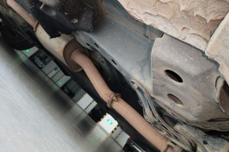 Used Buick GL8 2021 Land Cruiser Executive Class 652T Comfort Model Chassis Front Right