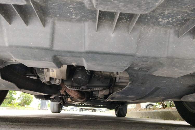 Used Buick GL8 2021 Land Cruiser Executive Class 652T Comfort Model Chassis Front