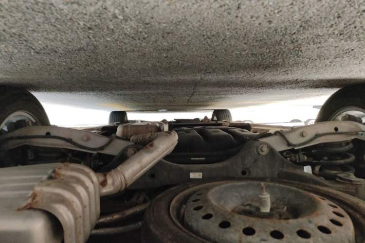 Used Buick GL8 2021 ES Landtrek 653T Comfort Edition Chassis Rear