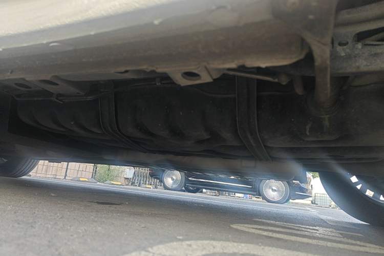 Used Buick GL8 2021 ES Landtrek 653T Comfort Edition Chassis Rear Left