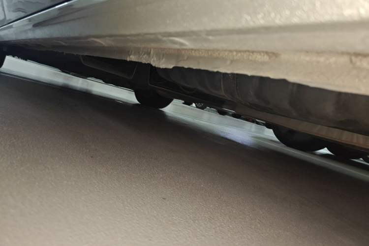 Used Buick GL8 2021 ES Landtrek 653T Comfort Edition Chassis Rear Left
