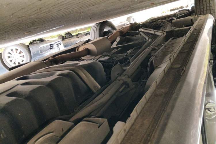 Used Buick GL8 2021 Land Cruiser Executive Class 652T Comfort Model Chassis Rear Left