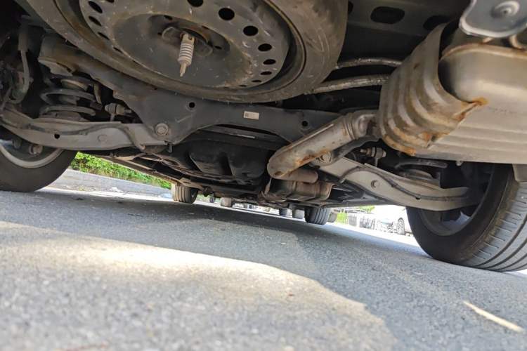 Used Buick GL8 2021 ES Landtrek 653T Luxury Model Chassis Rear