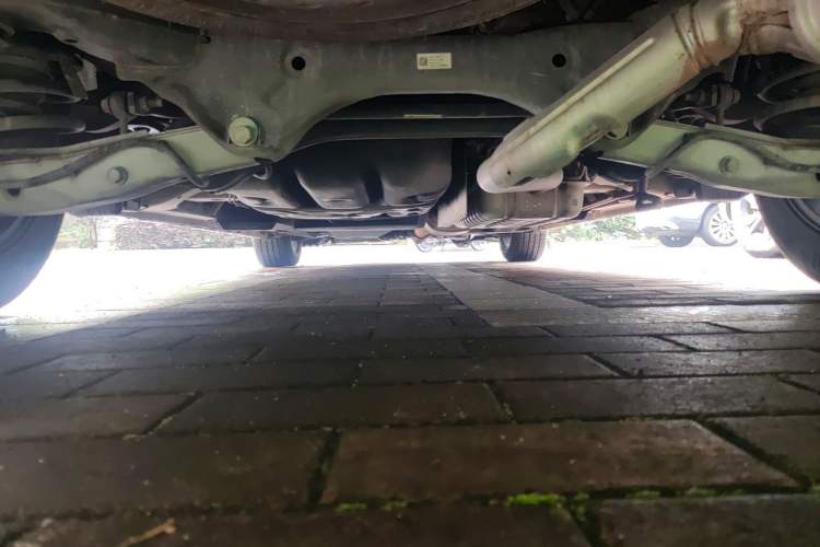 Used Buick GL8 2021 ES Landtrek 653T Comfort Edition Chassis Rear
