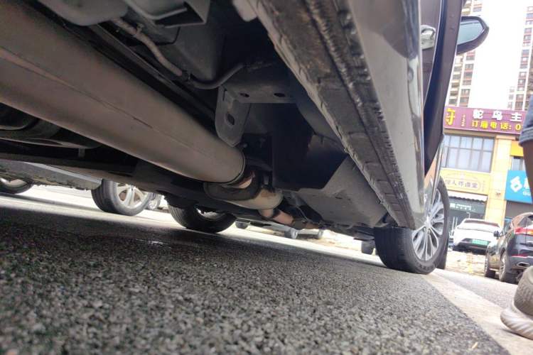 Used Buick GL8 2021 Land Cruiser Executive Class 652T Luxury Model Chassis Rear Right