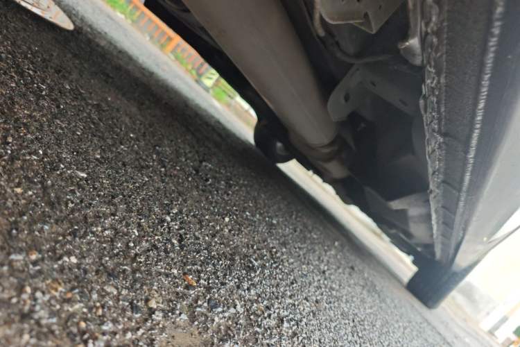 Used Buick GL8 2021 Land Cruiser Executive Class 652T Comfort Model Chassis Rear Right