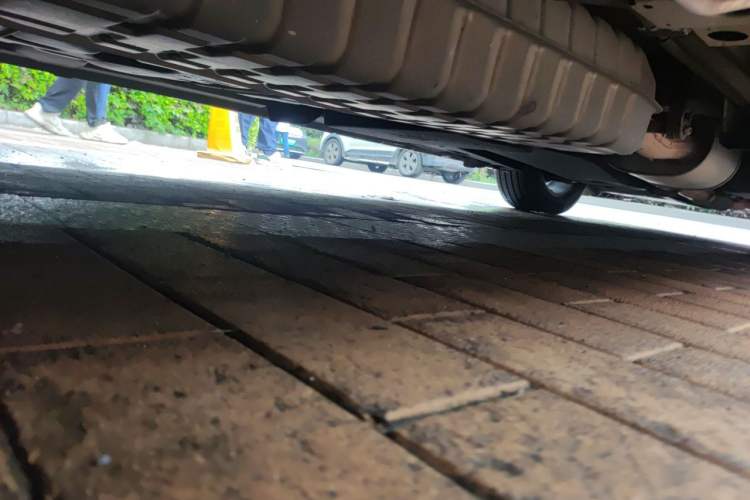 Used Buick GL8 2021 ES Landtrek 653T Comfort Edition Chassis Rear Right