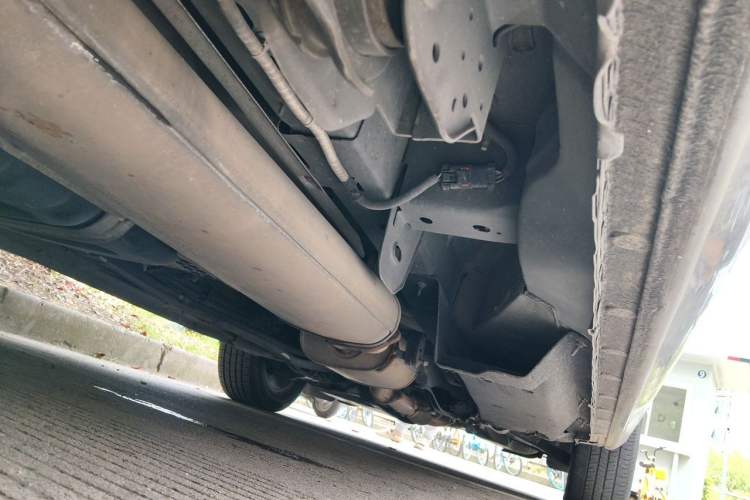 Used Buick GL8 2021 Land Cruiser Executive Class 652T Comfort Model Chassis Rear Right