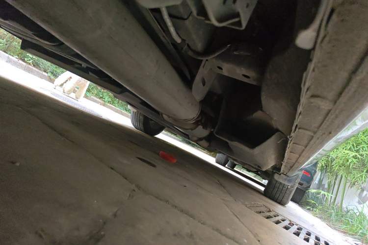 Used Buick GL8 2021 Land Cruiser Executive Class 652T Luxury Model Chassis Rear Right