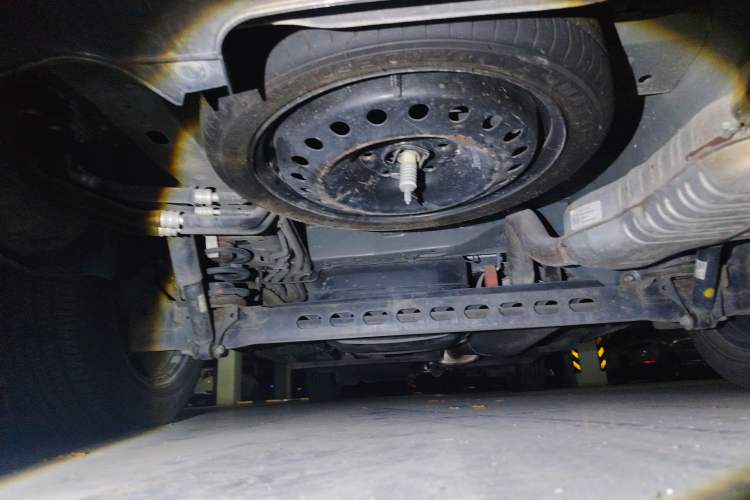 Used Buick GL8 2021 Land Cruiser Executive Class 652T Comfort Model Chassis Rear