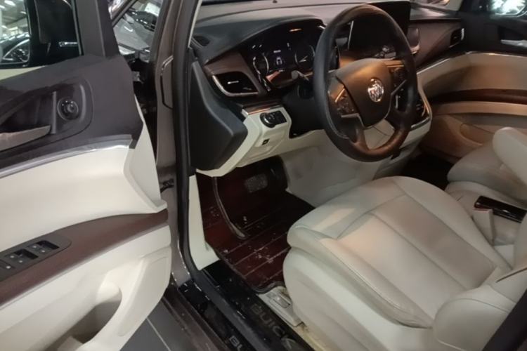 Used Buick GL8 2021 Land Cruiser Executive Class 652T Luxury Model Driver Seat