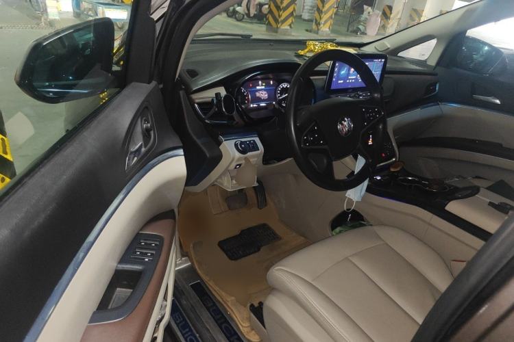 Used Buick GL8 2021 Land Cruiser Executive Class 652T Luxury Model Driver Seat