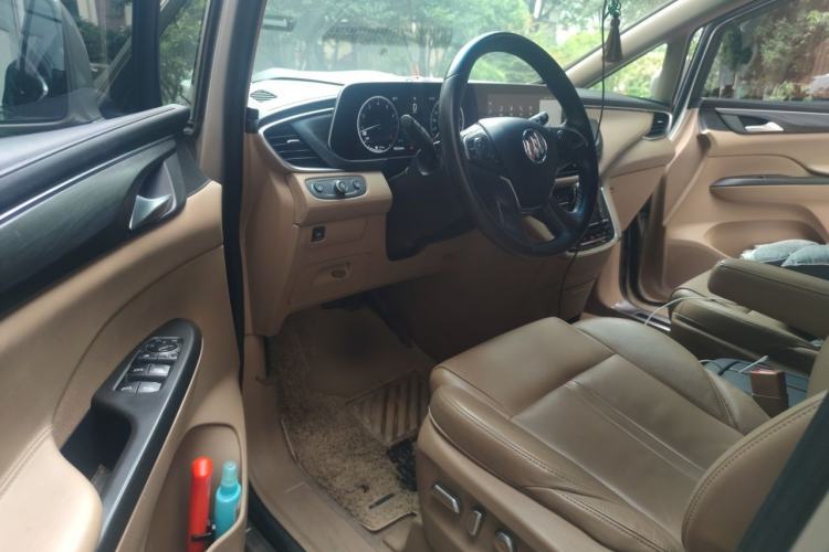 Used Buick GL8 2021 ES Land Cruiser 653T Luxury Edition Driver Seat