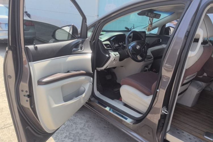 Used Buick GL8 2021 Land Cruiser Executive Class 652T Smart Luxury Model Driver Seat