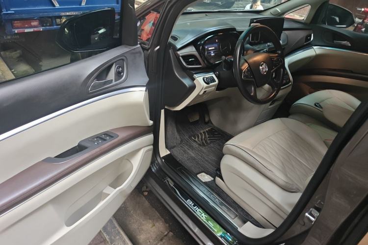 Used Buick GL8 2021 Land Cruiser Executive Class 652T Luxury Model Driver Seat