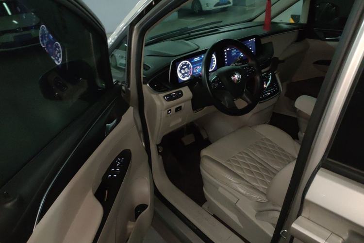 Used Buick GL8 2021 ES Landtrek 653T Comfort Edition Driver Seat