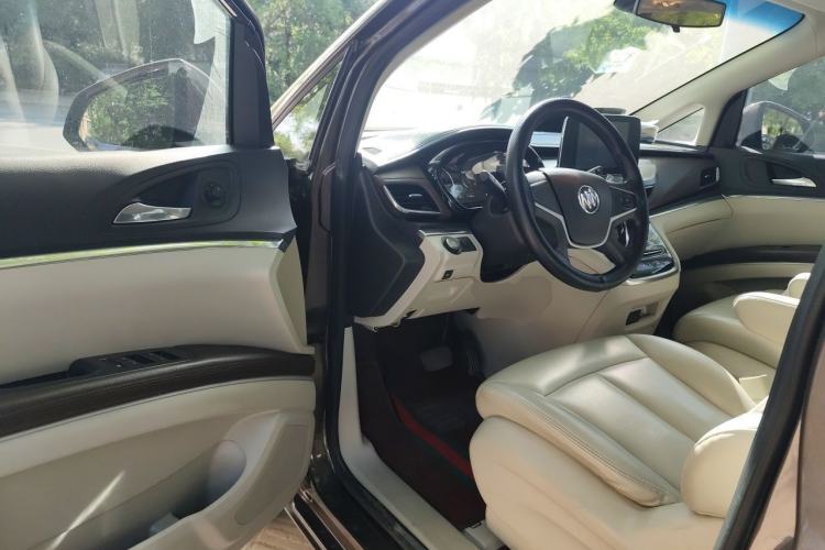 Used Buick GL8 2021 Land Cruiser Executive Class 652T Comfort Model Driver Seat