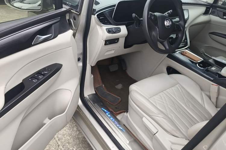 Used Buick GL8 2021 ES Landtrek 653T Comfort Edition Driver Seat