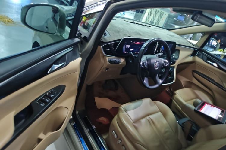Used Buick GL8 2021 ES Land Cruiser 653T Luxury Edition Driver Seat