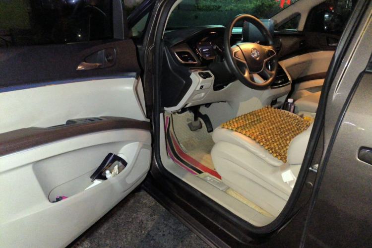 Used Buick GL8 2021 Land Cruiser Executive Class 652T Comfort Model Driver Seat