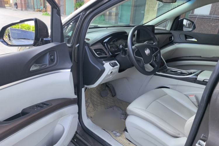 Used Buick GL8 2021 Land Cruiser Executive Class 652T Comfort Model Driver Seat
