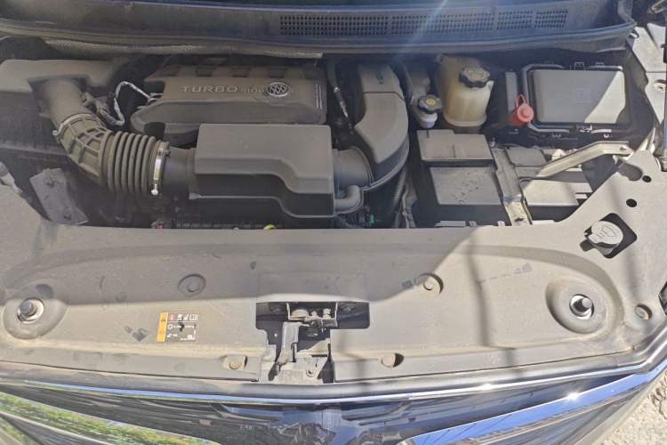 Used Buick GL8 2021 ES Landtrek 653T Comfort Edition Engine Bay