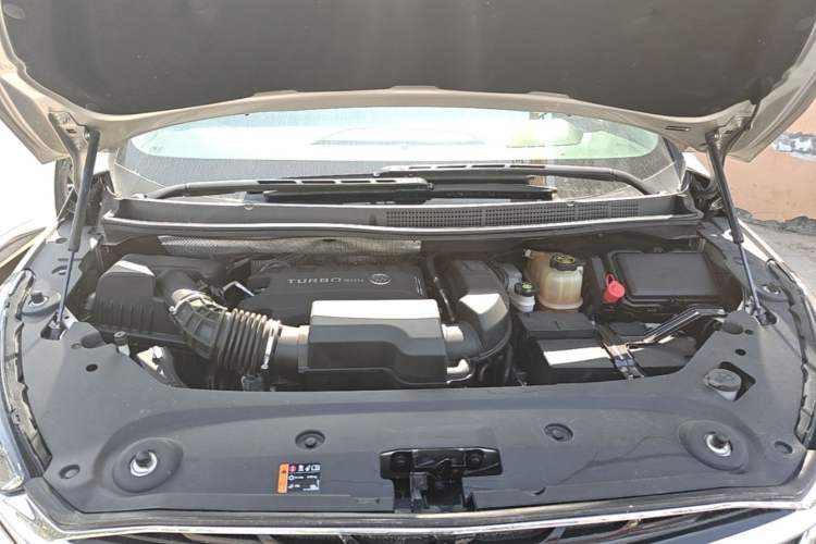 Used Buick GL8 2021 ES Landtrek 653T Comfort Edition Engine Bay