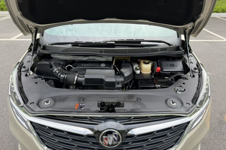 Used Buick GL8 2021 ES Land Cruiser 653T Luxury Edition Engine Bay
