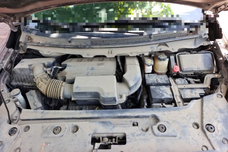 Used Buick GL8 2021 Land Cruiser Executive 652T Premium Model Engine Bay