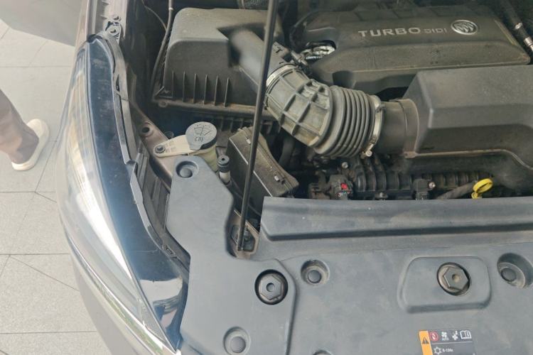 Used Buick GL8 2021 Land Cruiser Executive Class 652T Comfort Model Engine Bay Right